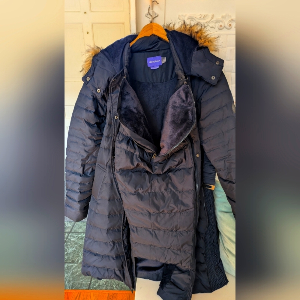 Seraphine Navy Puffer Jacket with Faux Fur Trim
